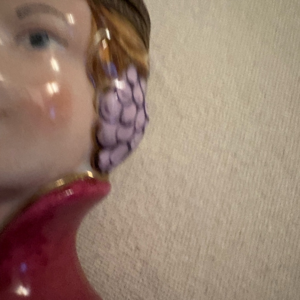 Vintage Limoges Gold-Trimmed Ceramic Lady - Picture 8 of 10